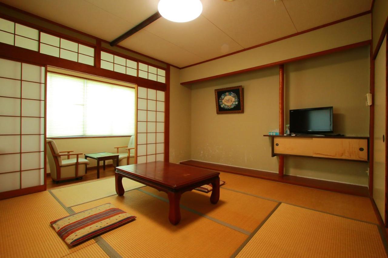 Family Ryokan Kawakyu Ibusuki Bagian luar foto